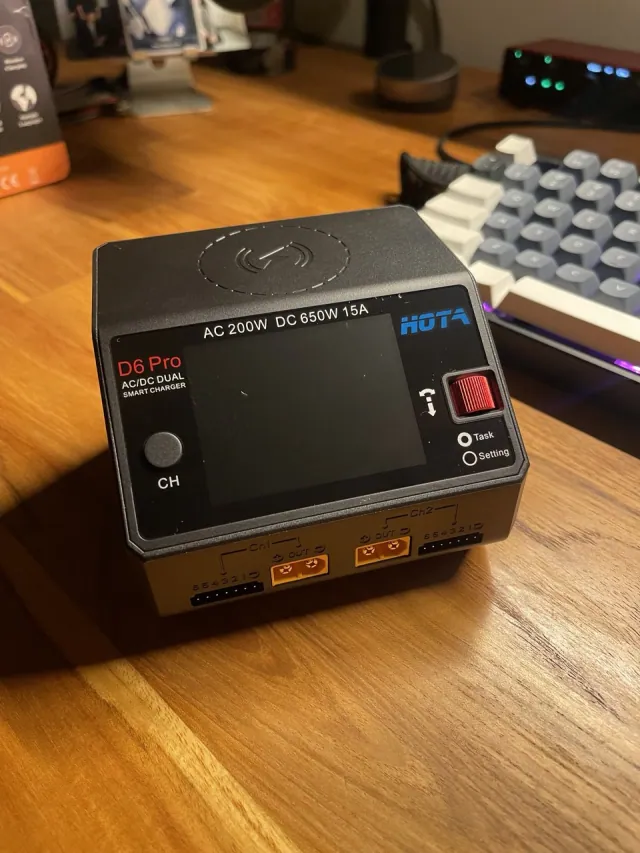 By the way, here's a charger with balancing for lipo that… (photo)