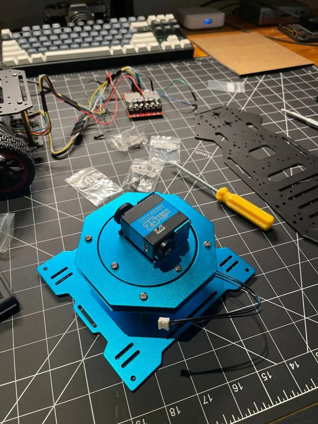 Took the robot completely apart and started assembling the… (photo 3)